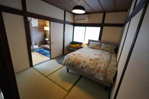 TENKA! Quiet area in central Osaka!Shinsaibashi Kuromon Market Namba Airport access is convenient!