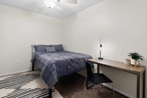 New Bright & Furnished Home Base Near USC