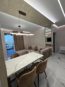 Merxhan`S Apartment