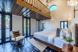 StayVista at Casa Solis with Pool, WiFi