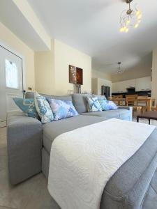 Leos Paradise Villa Family Home Away From Home with Large Pool