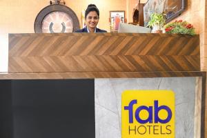 FabHotel New Saurabh Inn, Bengali Square