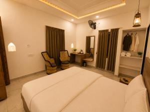 Daulatgarh Resort Sikar