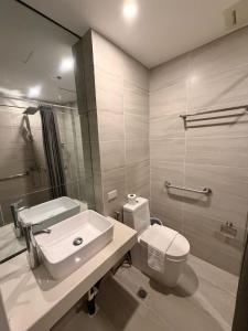 Oro Hotel Makati