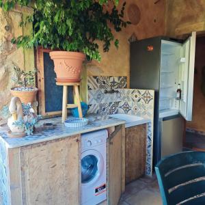 Casa Gaudi - House & Rooms
