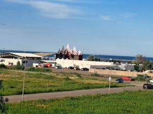 Apartament cu 3 camere decomandat in Mamaia Nord