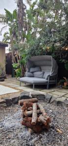Out of Africa - 5 Bedroom indoor outdoor living with 2 firepits and sunroom