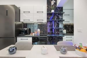 Sunset Legacy Apartments