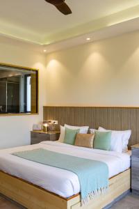 Aranya Library Maison 6BHK Villa With kids room, Private Pool, Reading Lounge, Common Lounge, Garden With Forest Views