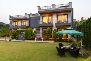 Aranya Library Maison 6BHK Villa With kids room, Private Pool, Reading Lounge, Common Lounge, Garden With Forest Views