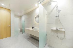 H Avenue Hotel Jeonju Terminal