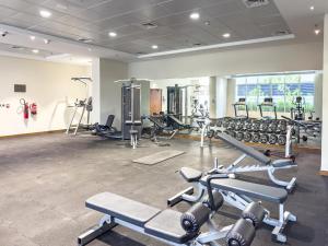 Escape24 1BR Dunya Tower near Dubai Malll & Burj Khalifa
