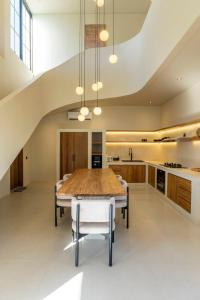 Villa Polina - Uluwatu by Yolla Hospitality