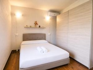 Xenia - 4 rooms apt in Salita Bosco Grande 12