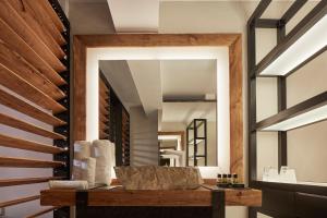 Royal Myconian - Leading Hotels of the World Myconos Greece