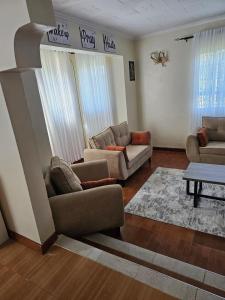 Nachet Homes