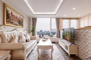 2BR 3BR Luxury Apartment Sky Pool
