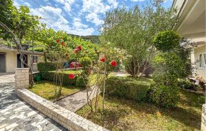 2 Bedroom Nice Apartment In Supetarska Draga