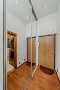 Historic Red Brick Loft Near Center