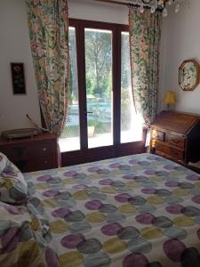 Villa en campagne, 4 chambres, avec piscine et parc clos - samedi au samedi