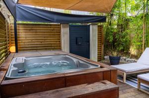 Appartement en centre ville Jacuzzi & parking