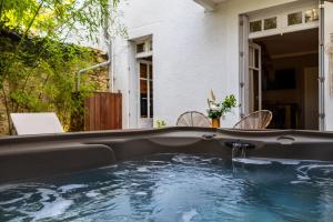 Appartement en centre ville Jacuzzi & parking