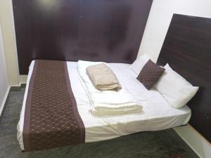 Shree chendur family residency non ac rooms