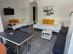 Nias Apartments 103