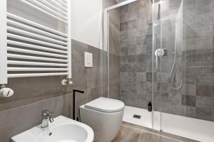 Lo Slate, monolocale essenziale con balcone Bergamo