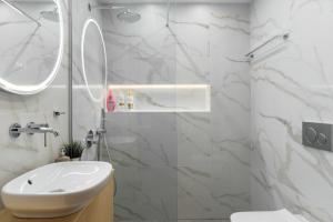 Brand-New Apt near Metro & Acropolis Museum Area