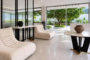 Chang Home