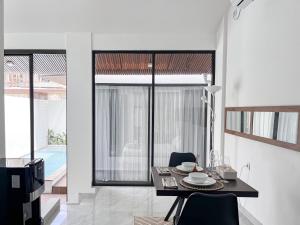 The Lavana De Mellos Villa Seminyak -1 Bedroom Villa with Private Pool