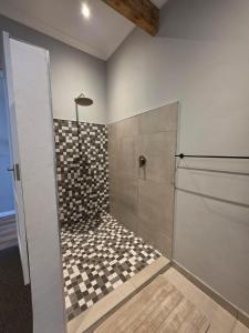 4 Polo Suite Gowrie Village