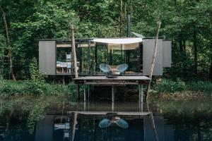 Maringotka Pomněnka by TwoFingers glamping