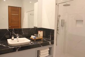 Port Royale Waterpark Resort Tacloban
