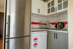 Central Apartment with Bosphurs View