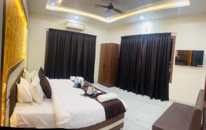 Shaahi Resort Harda