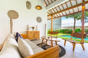 Villa Smarana 2bdrs with private pool in Balangan