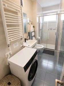 Luna Center Apartment - 2 Balconies & 3 AC