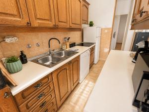 Luna Center Apartment - 2 Balconies & 3 AC