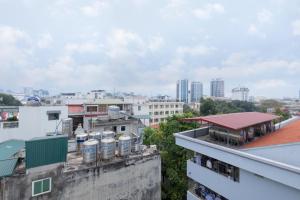 Brilliant Jade Suites