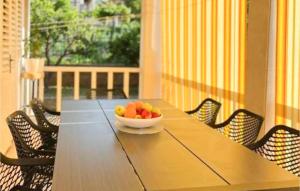 4 Bedroom Amazing Apartment In Supetar