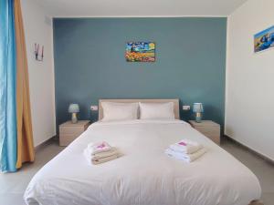 Bright & spacious 2 bedroom apartment with terrace GZ-YPIZ1-1