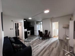 Cosy Apartments - Finchley Road