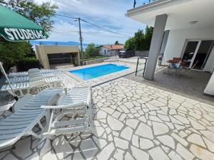 Apartment INES 1 with terrace, outdoor pool
