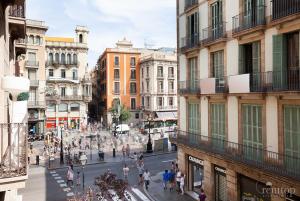 Rent Top Apartments near Plaza de Catalunya