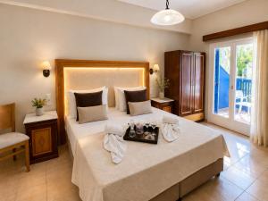 Karidis Hotel