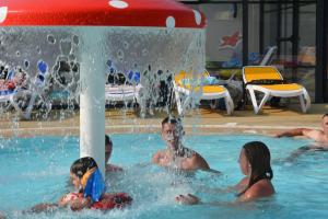 Campings Camping La Touesse : photos des chambres