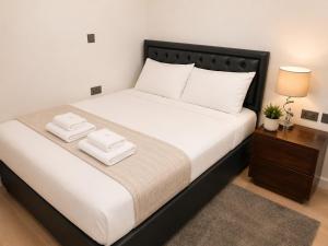 Shangri-La -Residence, walking distance to Sarit Centre , Marriot and Movenpick Hotel