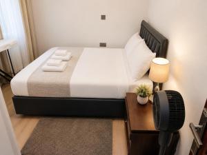Shangri-La -Residence, walking distance to Sarit Centre , Marriot and Movenpick Hotel
